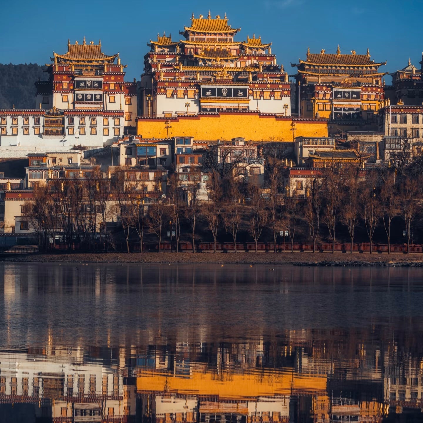 Shangri-La: The Lost Horizon (Yunnan Loop | 10 Days 9 Nights)